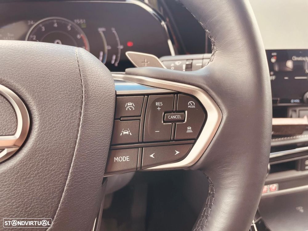 Lexus NX 450h+ Executive - 28