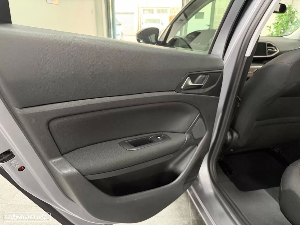 Peugeot 308 1.6 BlueHDi Active - 16