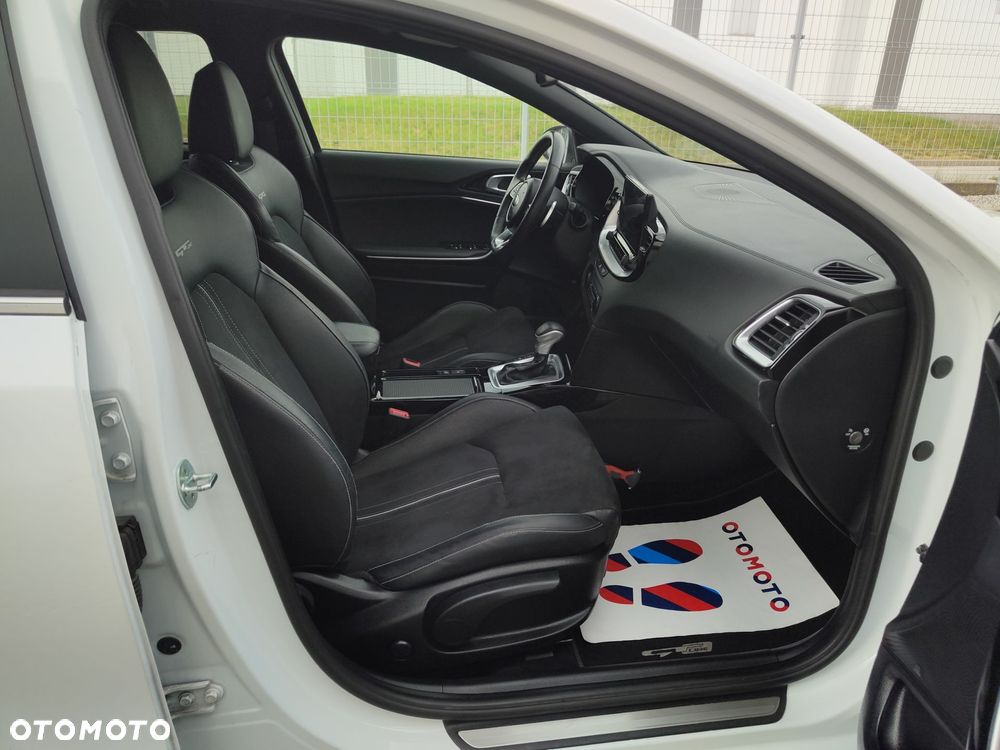 Kia Ceed 1.5 T-GDI DCT7 OPF GT Line - 12