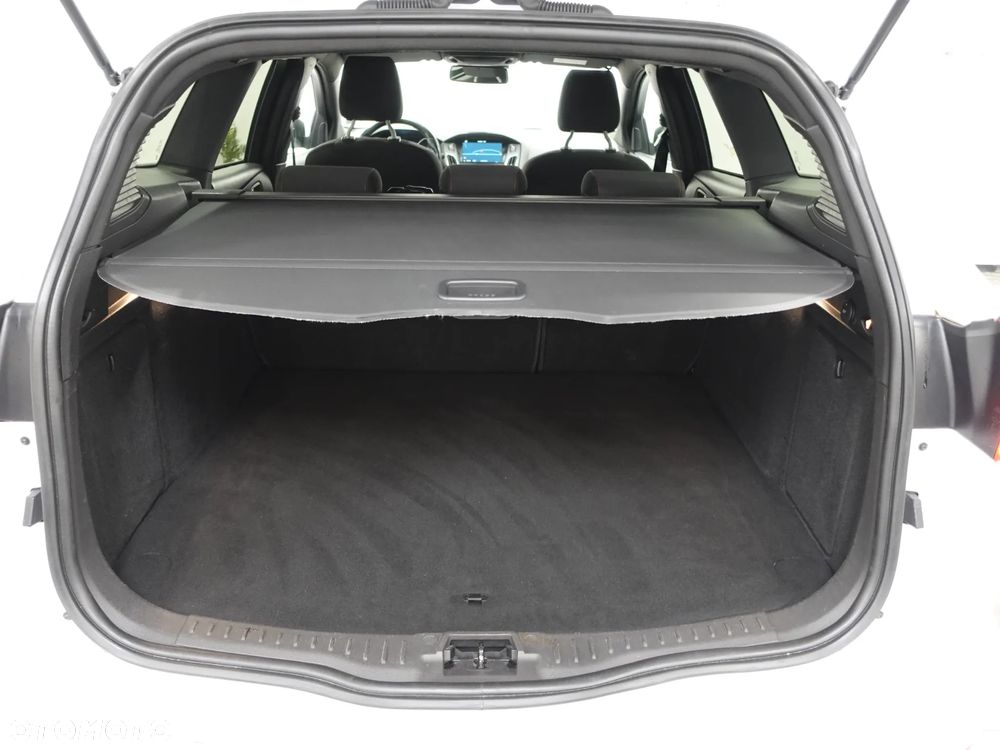 Ford Focus - 24