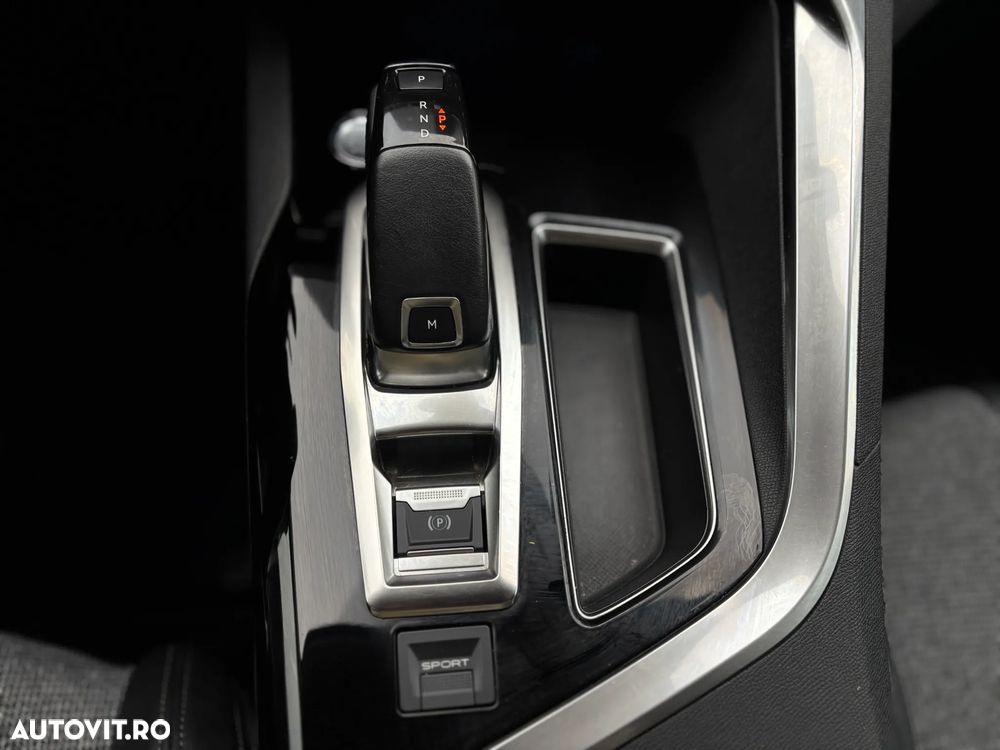 Peugeot 3008 BlueHDi 130 Stop & Start EAT8 Allure - 34