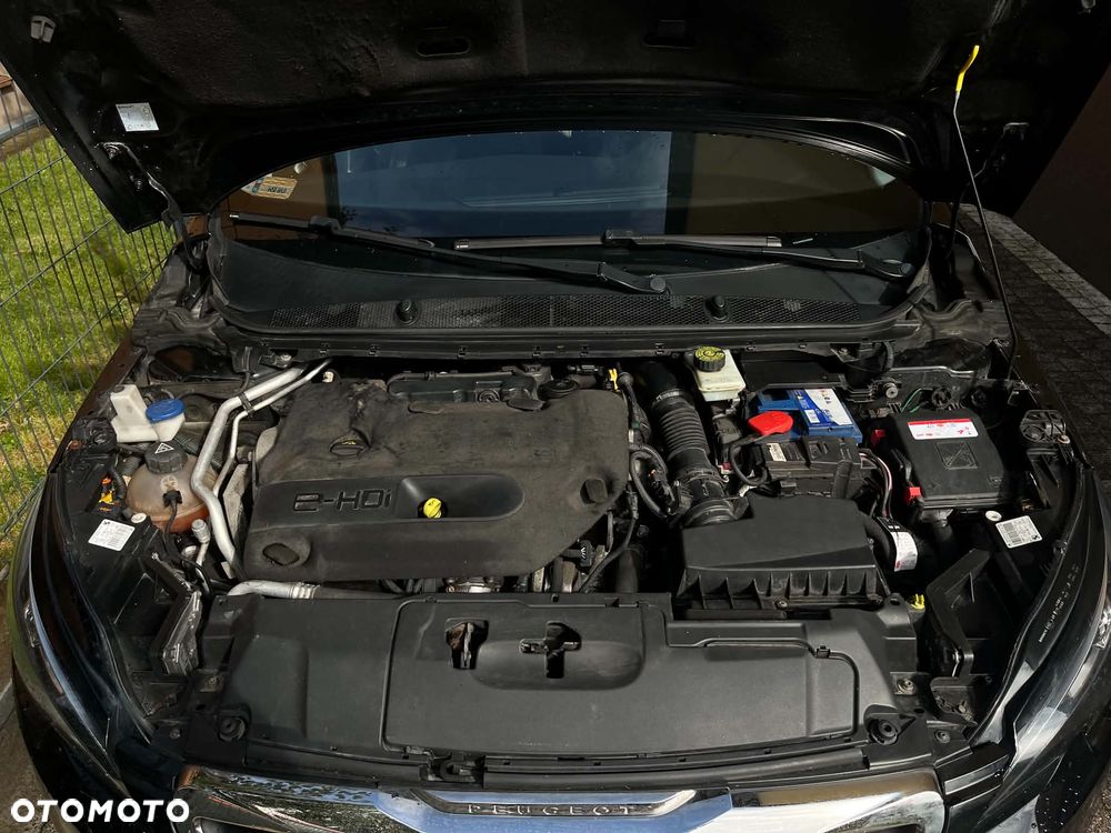 Peugeot 308 2.0 Blue HDi Allure S&S - 29