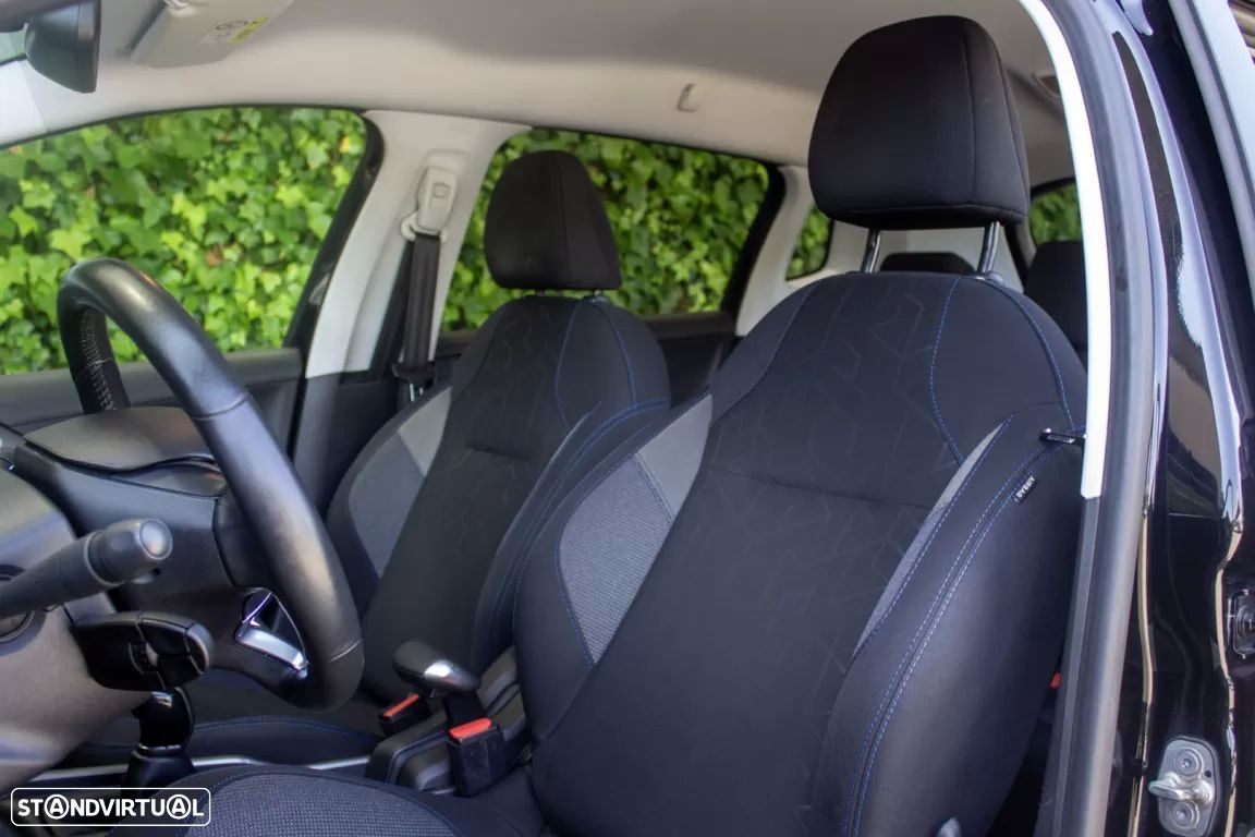 Peugeot 2008 1.2 PureTech Style - 12