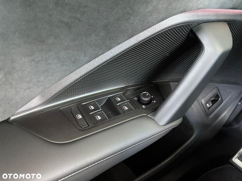 Volkswagen Tiguan - 21