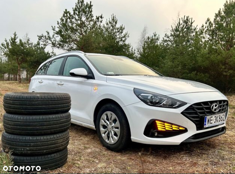 Hyundai i30 1.6 D Comfort - 8