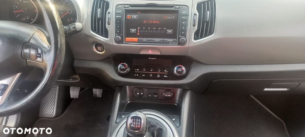 Kia Sportage 2,0 CRDI AWD Spirit - 17