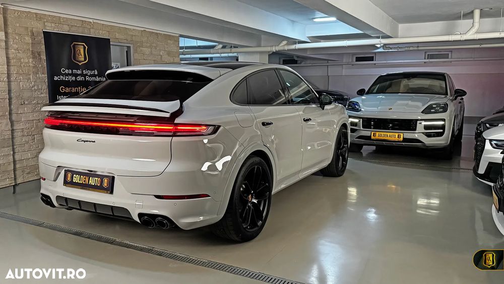 Porsche Cayenne Coupe - 2