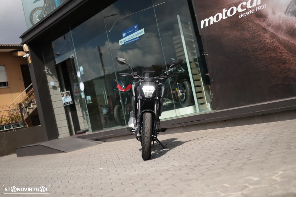 CF Moto 300NK - 2