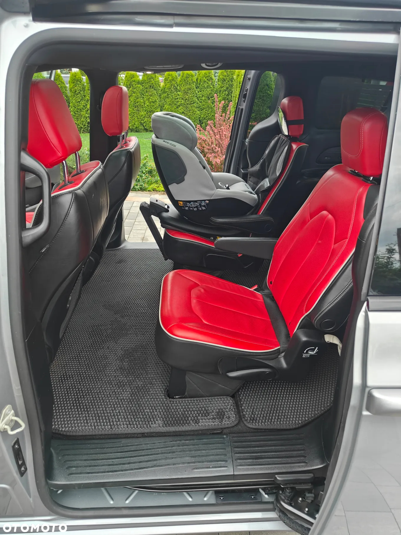 Chrysler Pacifica - 14