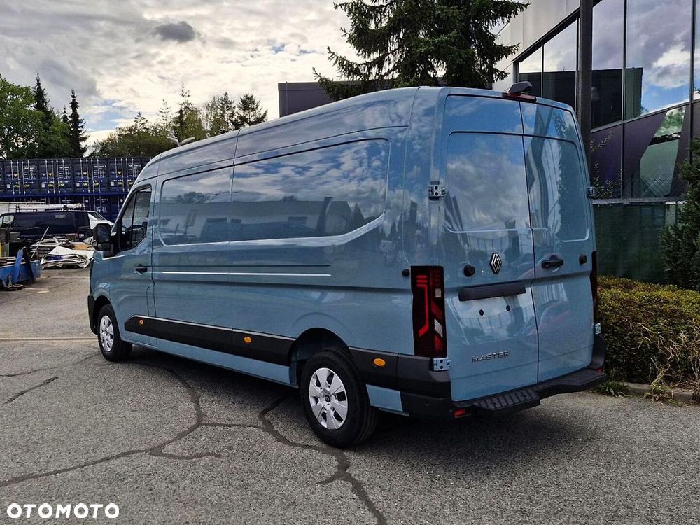 Renault Master Furgon EXTRA L3H2 2.0 170KM AT9 FWD - 6