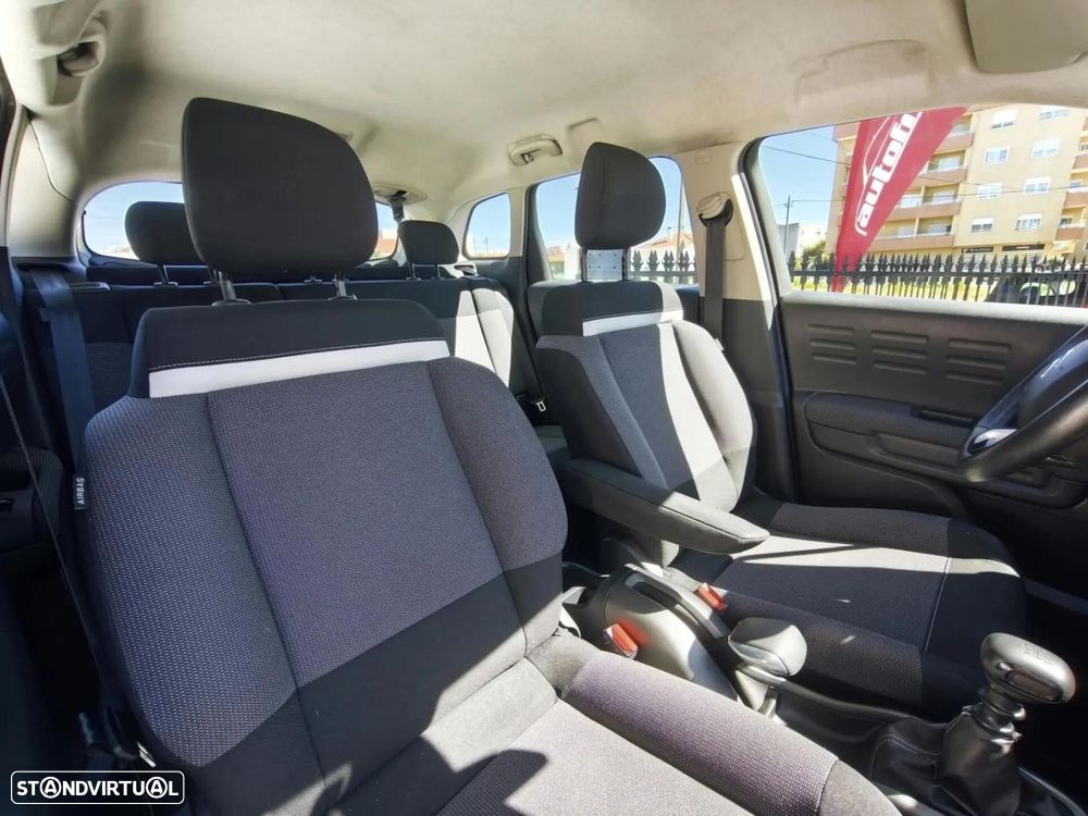 Citroën C3 Aircross 1.5 BlueHDi Feel S&S - 15