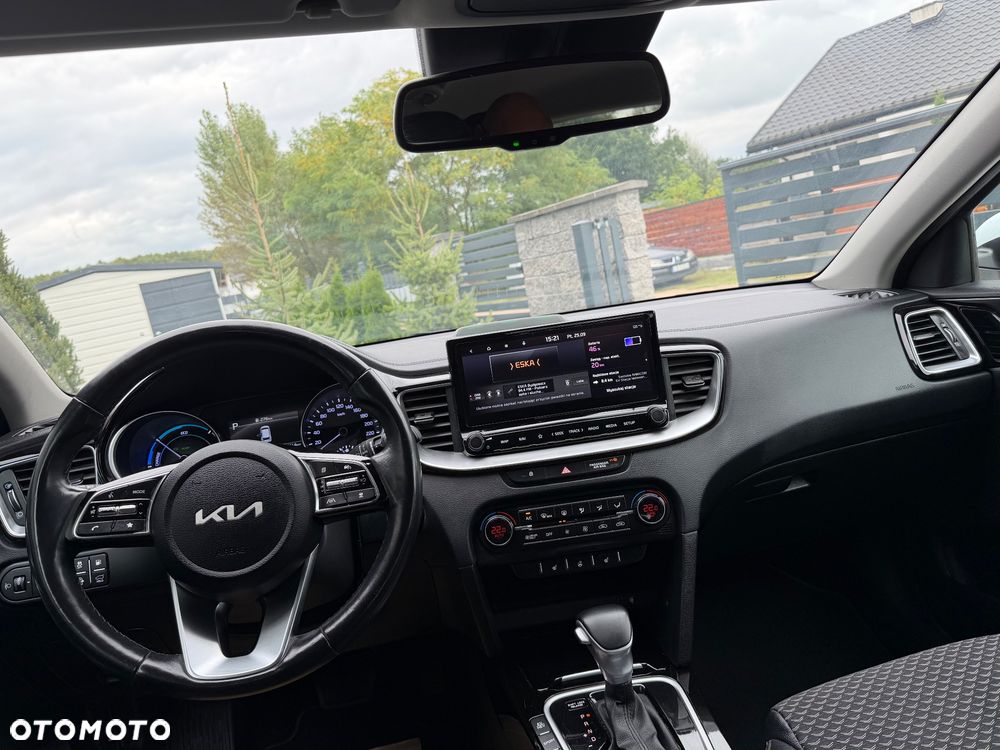 Kia Ceed 1.6 GDI DCT OPF Platinum Edition - 37
