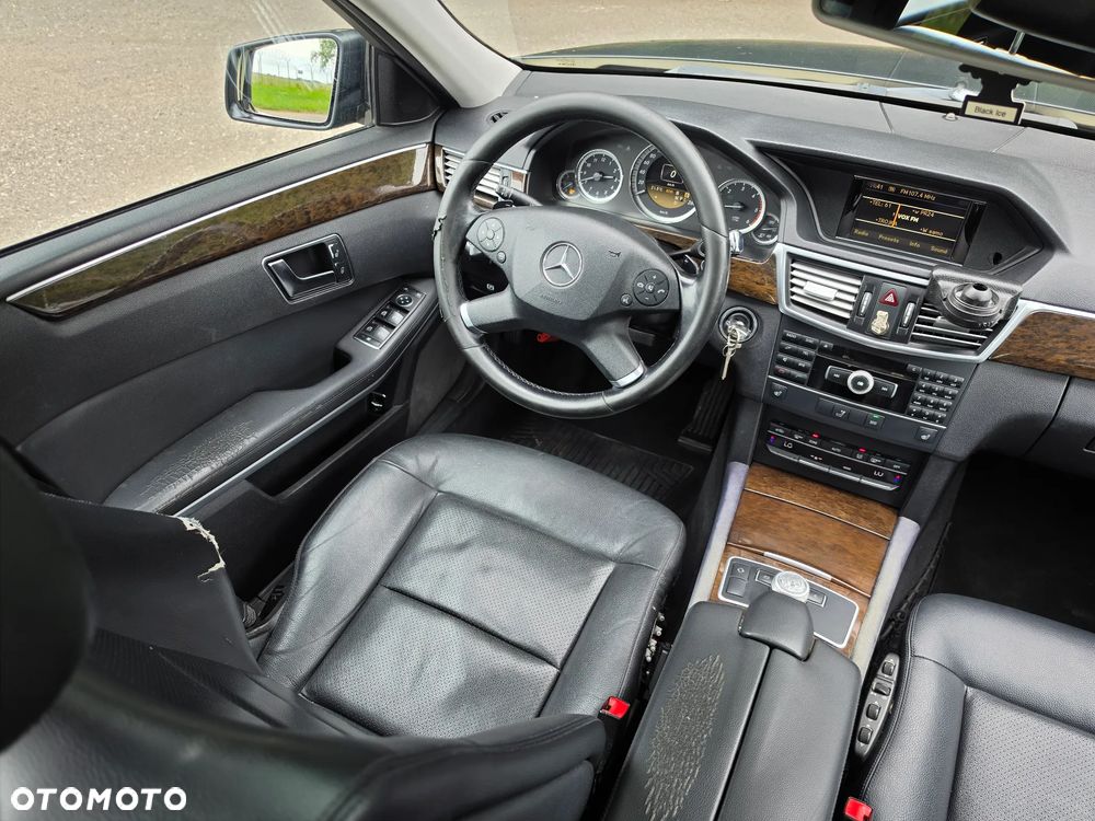 Mercedes-Benz Klasa E 200 CDI 7G-TRONIC Elegance - 13