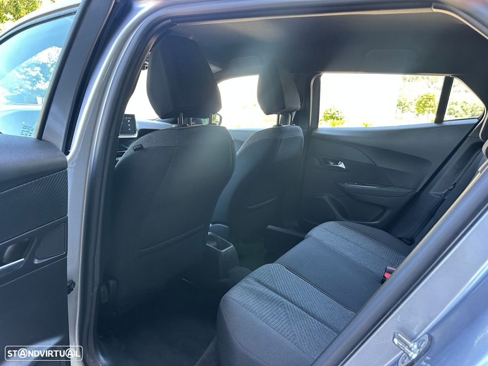Peugeot 2008 1.2 PureTech Style - 13