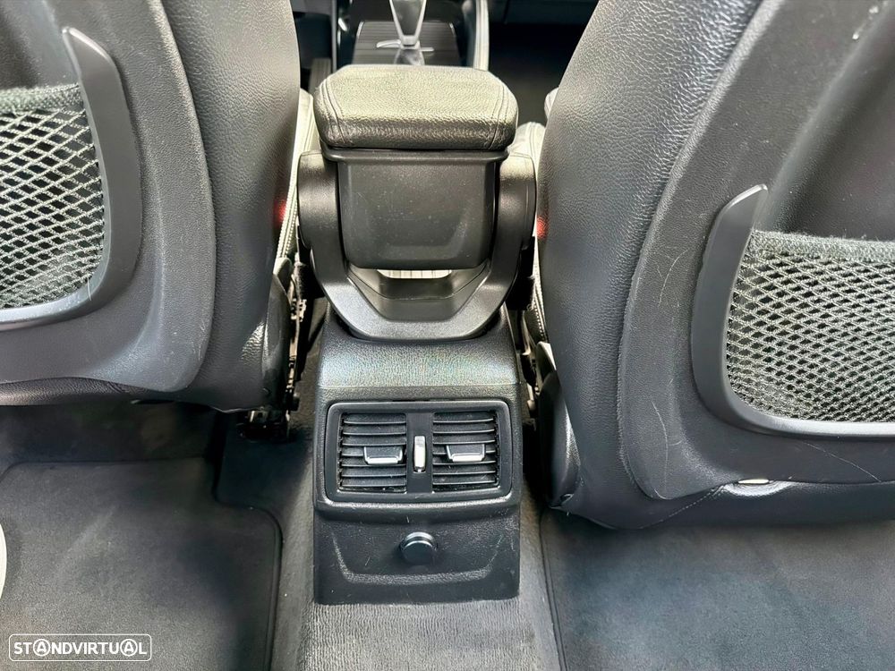 BMW X1 16 d sDrive Advantage - 13