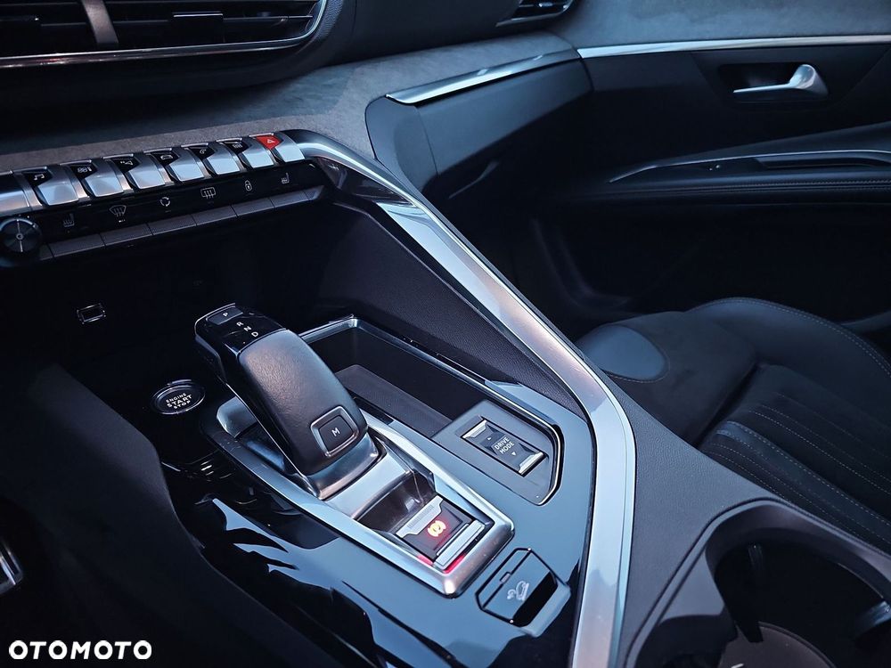 Peugeot 5008 2.0 BlueHDi GT Pack S&S EAT8 - 17