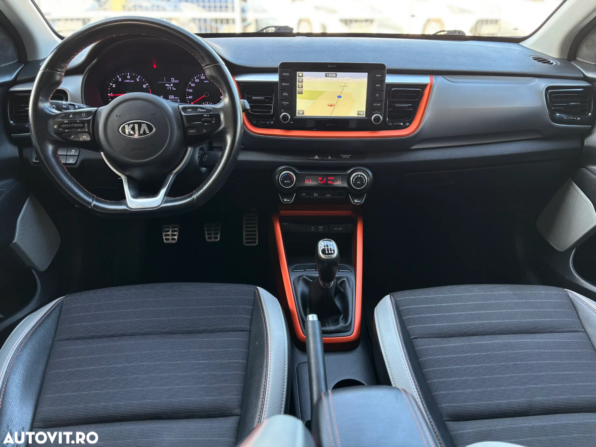 Kia Stonic 1.0 T-GDI HP Urban - 5