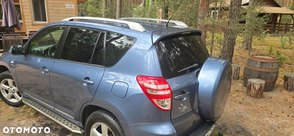 Toyota RAV4 2.2 D-4D Sol - 8