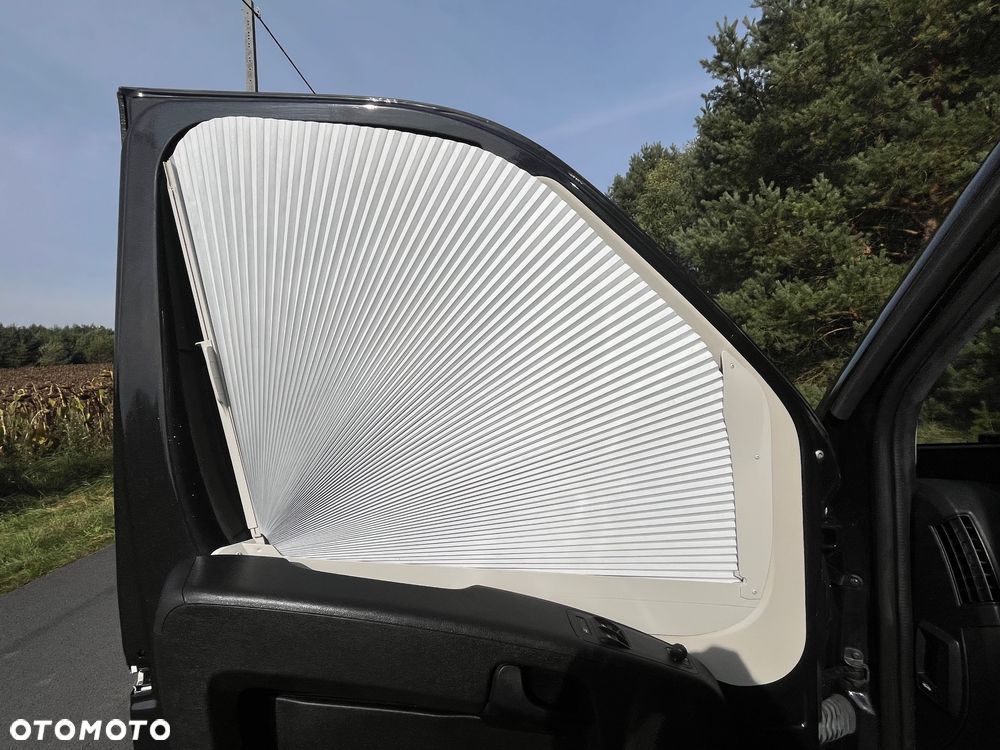 Peugeot Boxer Bravia Swan 599 Edition 2022r - 17