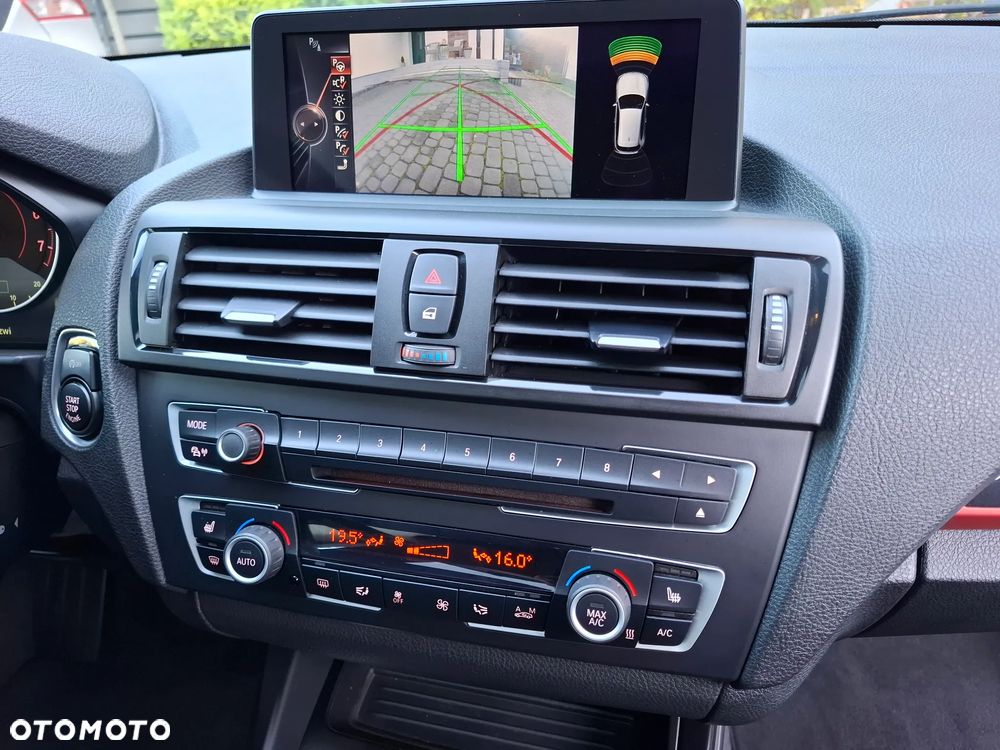 BMW Seria 1 116i Sport Line - 14