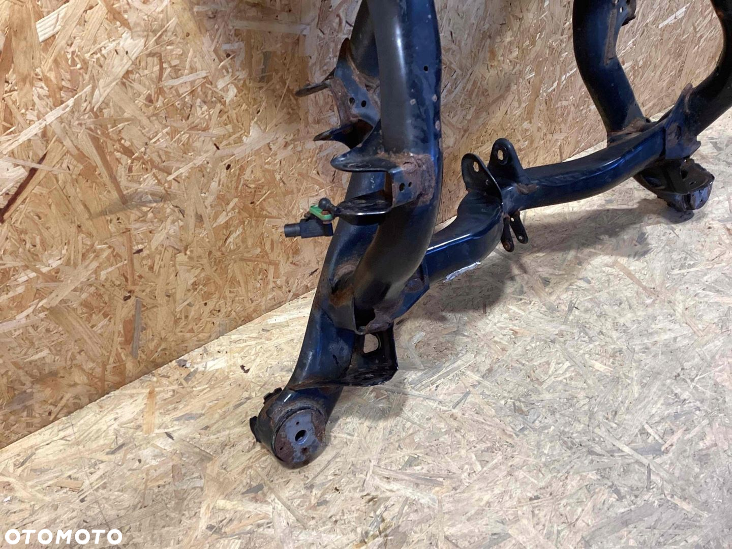 Wózek / sanki zawieszenia tylnego Porsche Cayenne 95833103101 95833103100 - 3