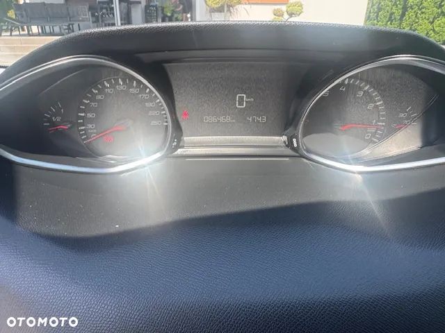 Peugeot 308 PureTech 110 Stop & Start Style - 14