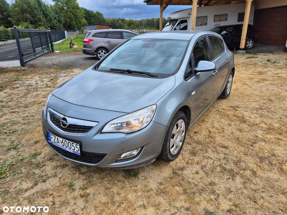 Opel Astra - 1