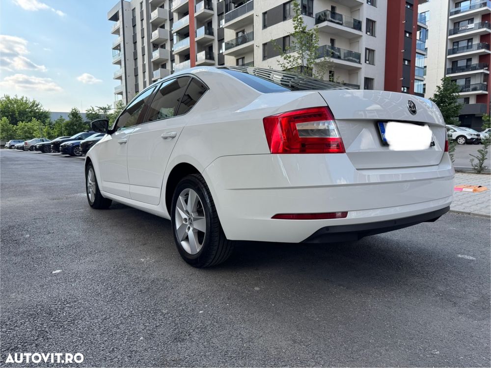 Skoda Octavia 1.6 TDI Avantaj - 4