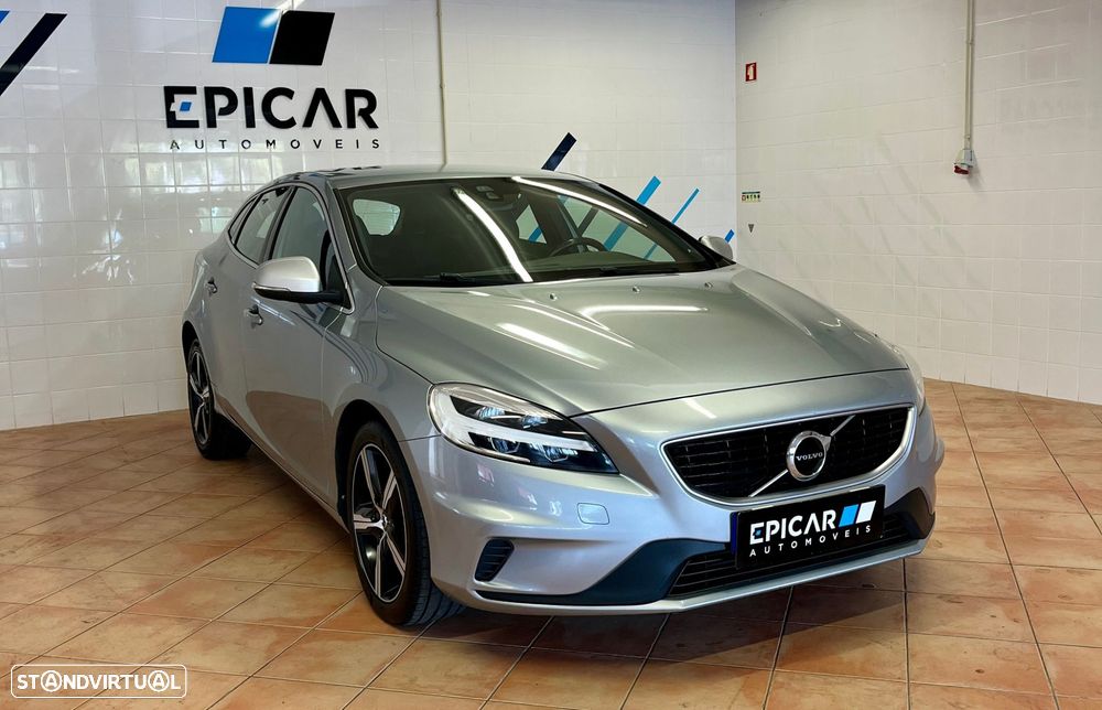 Volvo V40 2.0 D2 R-Design Momentum - 7