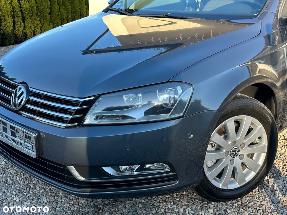 Volkswagen Passat - 6