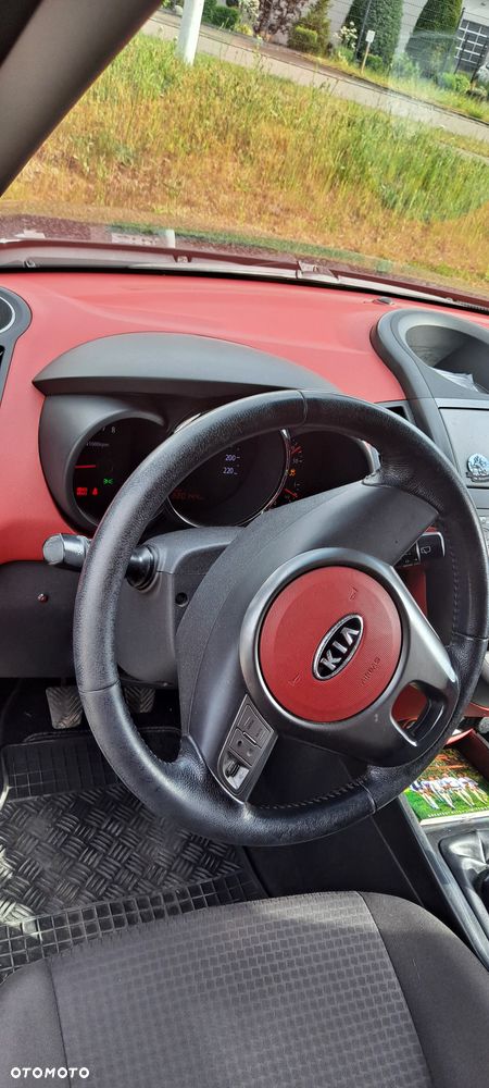 Kia Soul 1.6 L - 6