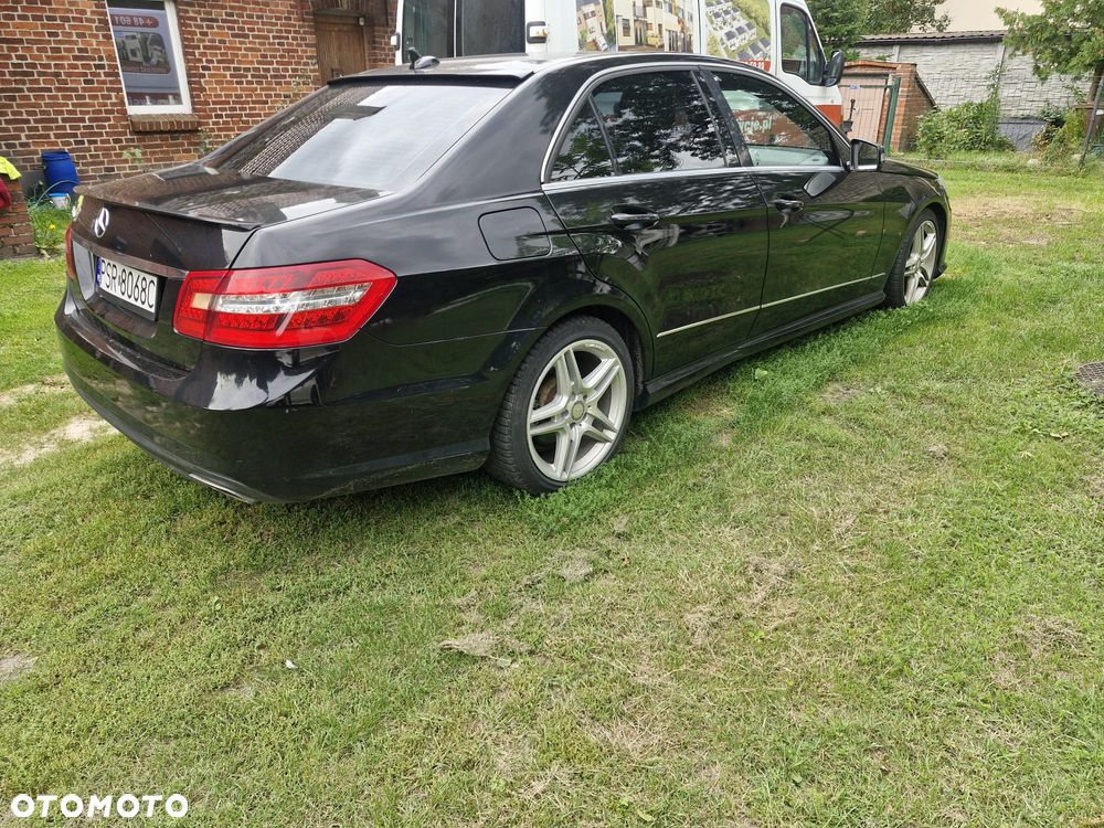 Mercedes-Benz Klasa E 350 4-Matic Classic - 4