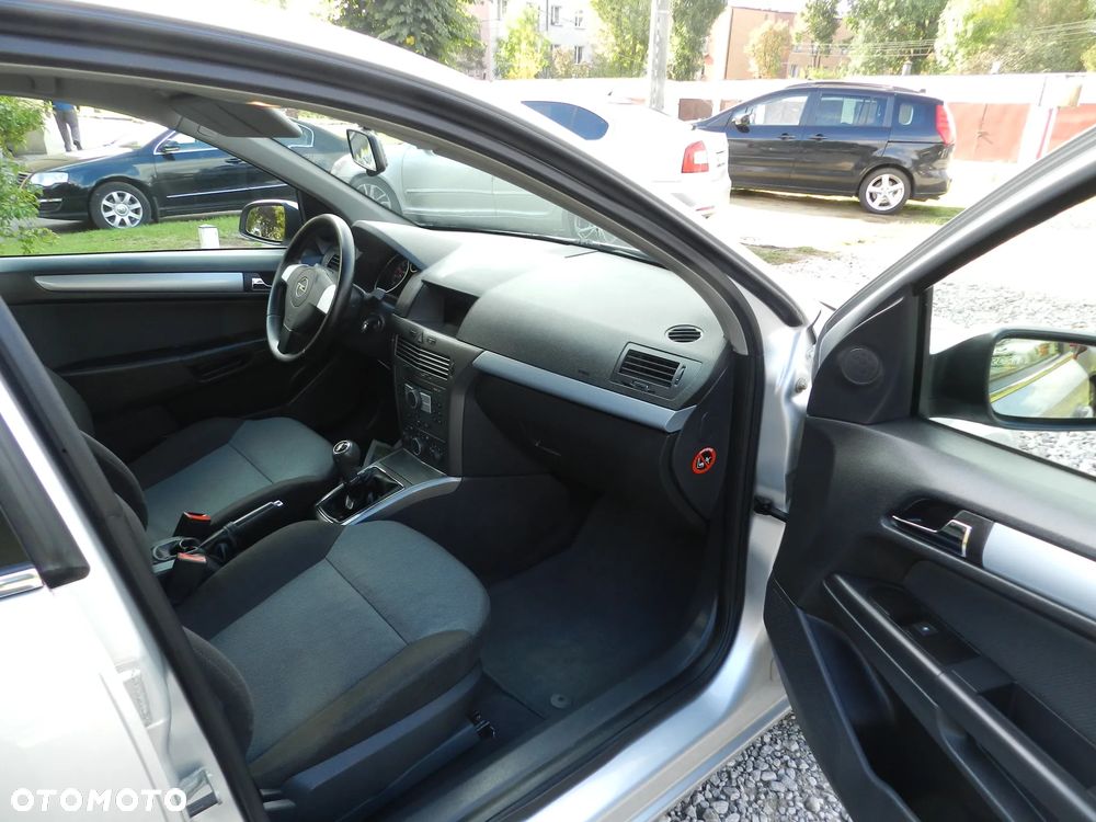 Opel Astra - 20