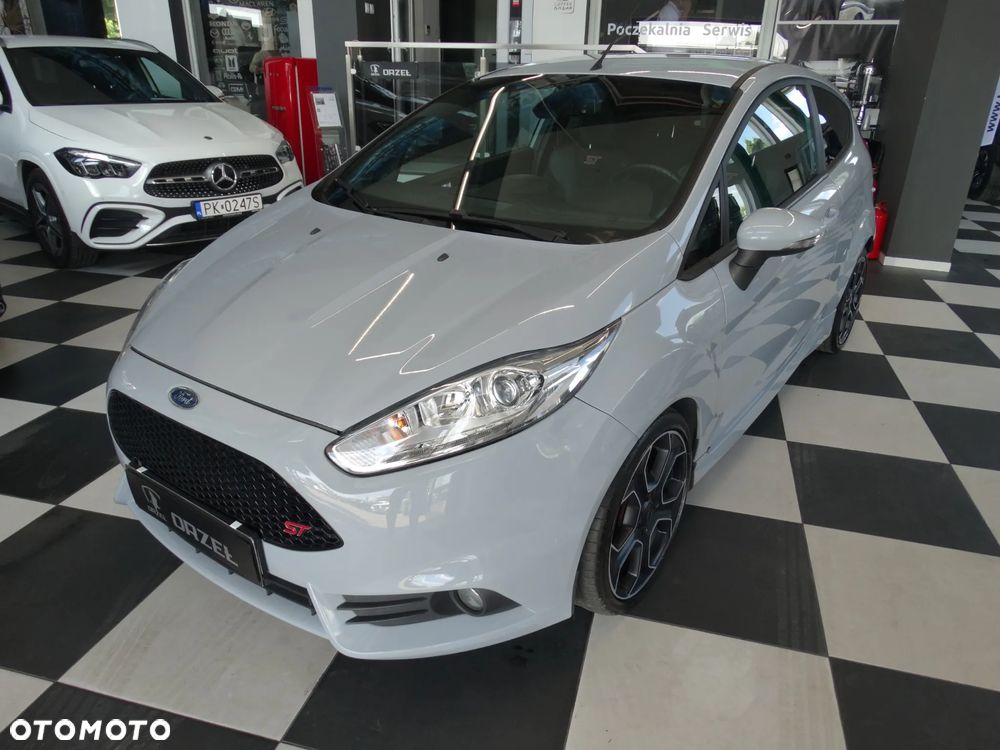 Ford Fiesta 1.6 EcoBoost ST200 - 15