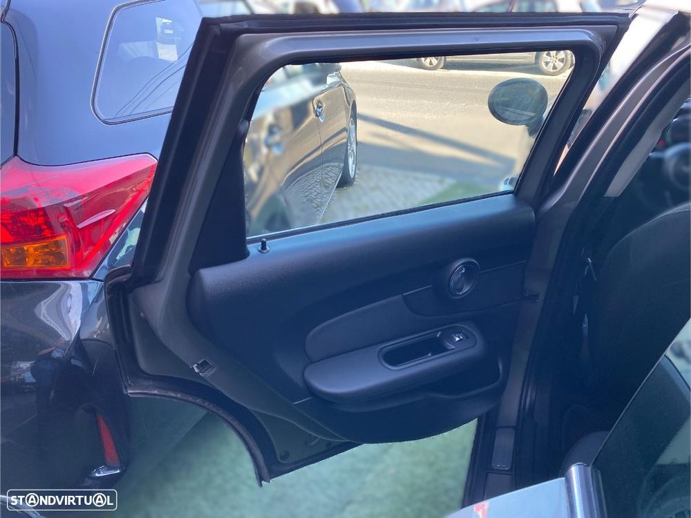 MINI Clubman One D - 7