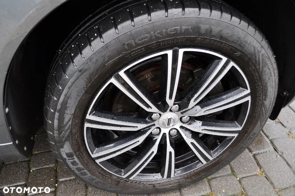 Volvo XC 60 D5 AWD Inscription - 9