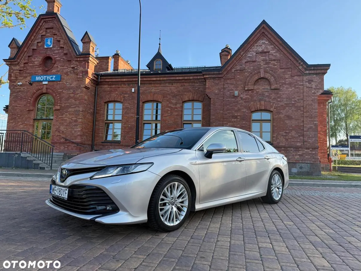 Toyota Camry 2.5 Hybrid Prestige CVT - 11