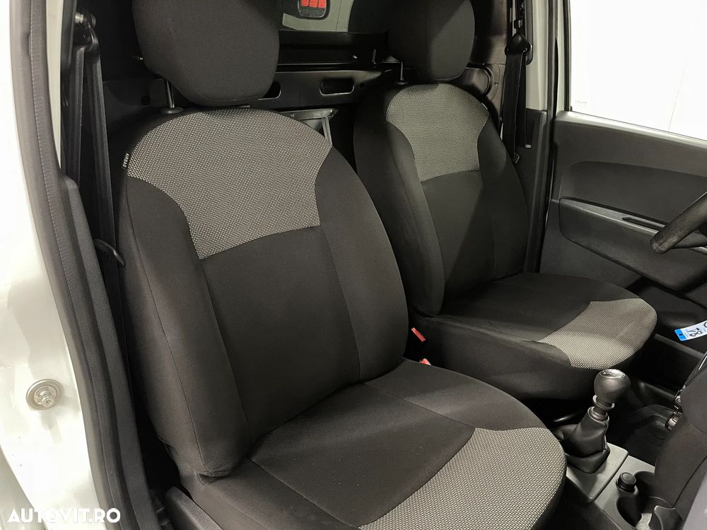 Dacia Dokker 1.5 Blue dCi Laureate - 8