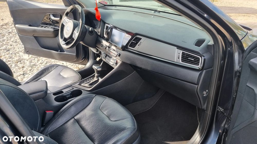 Kia Niro 1.6 GDI HEV 2WD OPF Spirit - 26