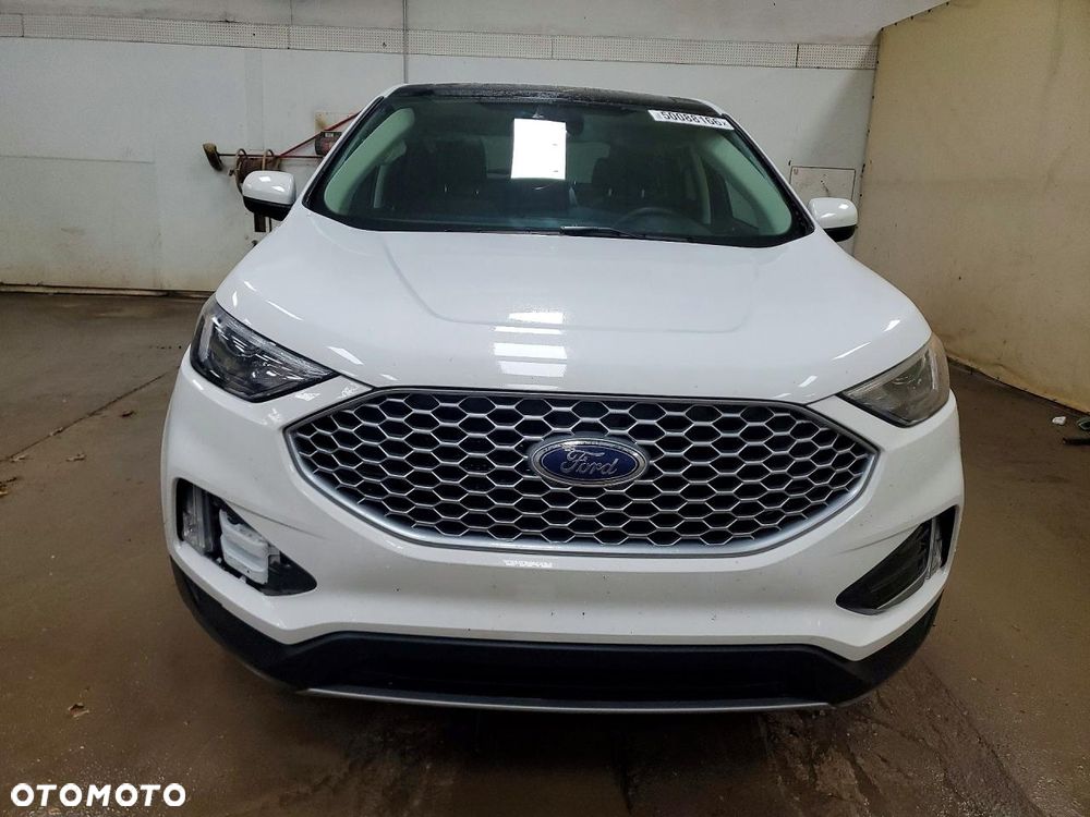 Ford Edge - 6