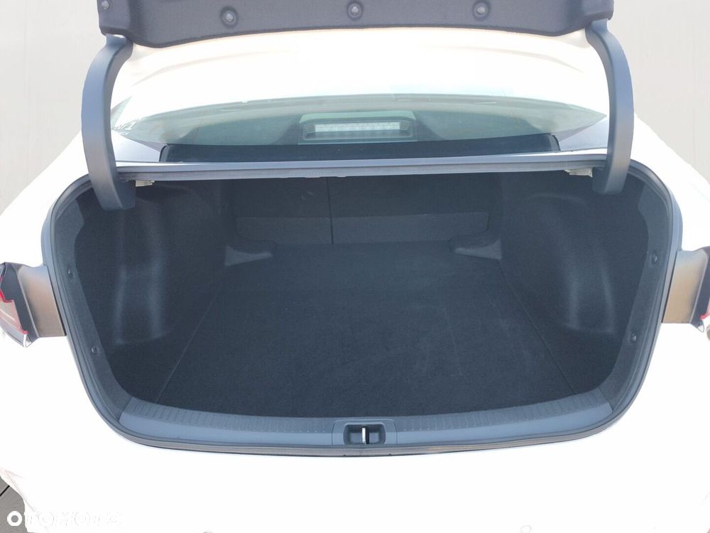 Toyota Corolla 1.5 Comfort - 12