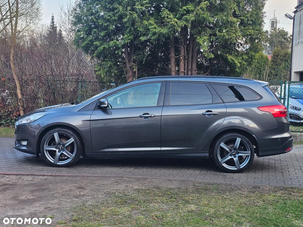 Ford Focus 1.5 EcoBlue Start-Stopp-System TITANIUM STYLE - 5
