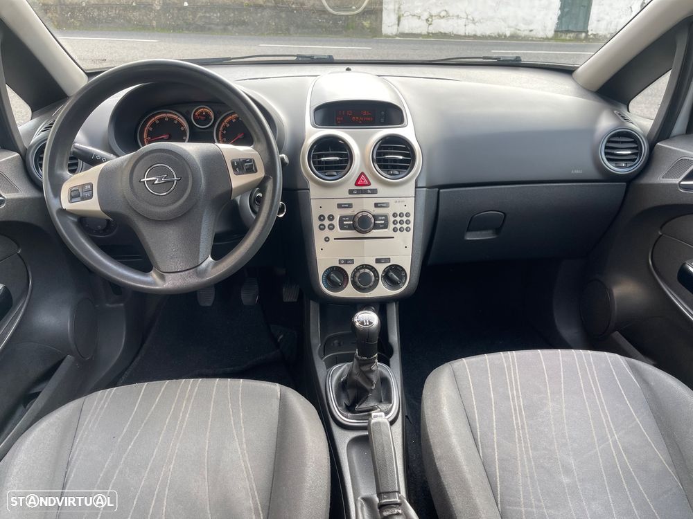 Opel Corsa 1.2 Cosmo - 7