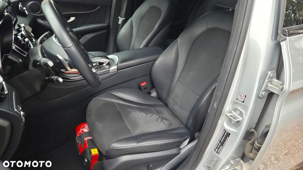 Mercedes-Benz GLC 250 4Matic 9G-TRONIC AMG Line - 7
