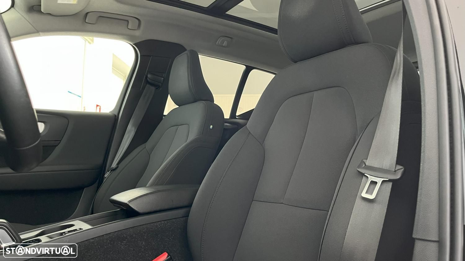 Volvo XC 40 1.5 T5 PHEV Momentum Plus - 16