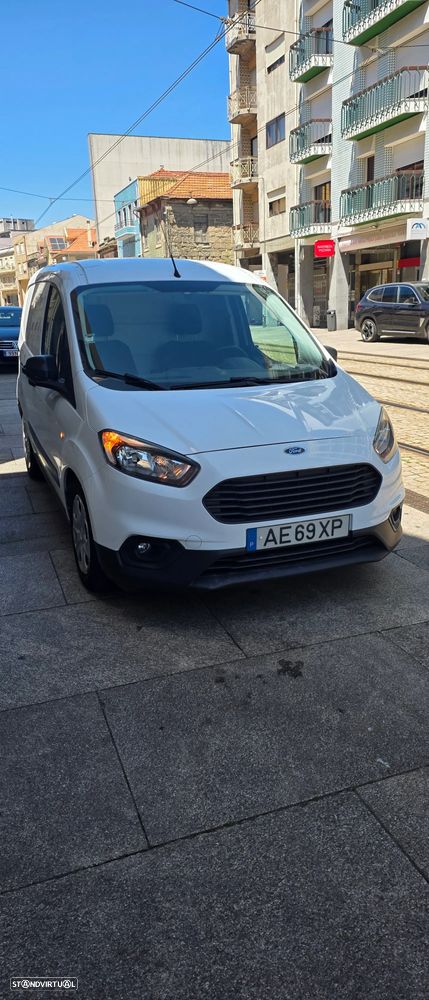 Ford Courier - 2