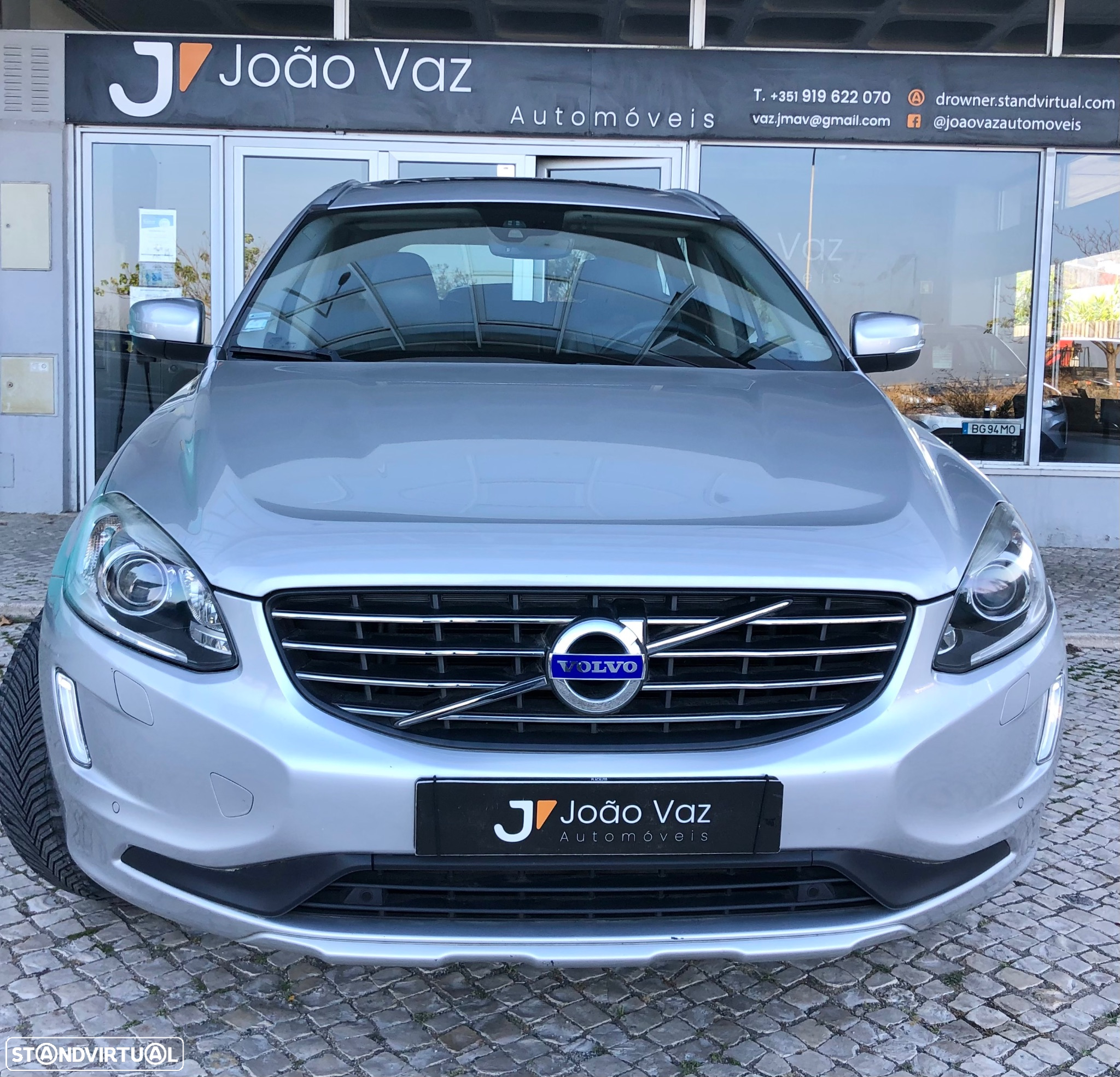 Volvo XC 60 2.0 D4 VOR Geartronic - 4