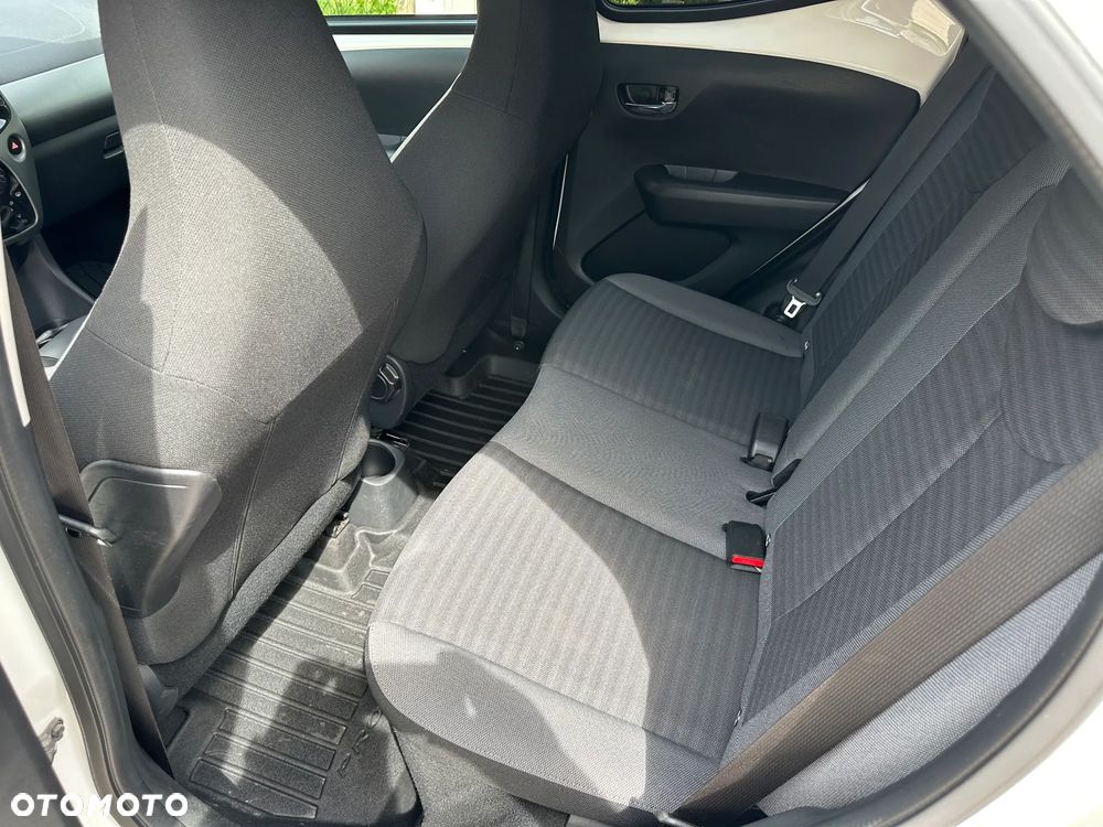 Toyota Aygo 1.0 VVT-i Color Edition - 9
