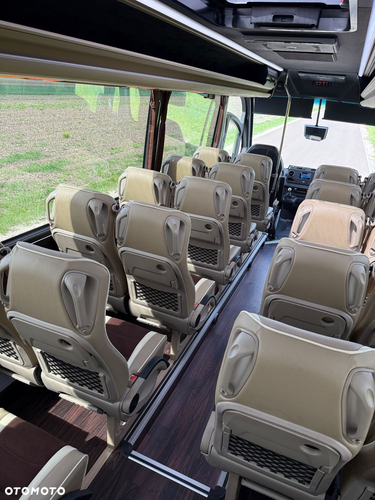 Mercedes-Benz Sprinter 519 - 26