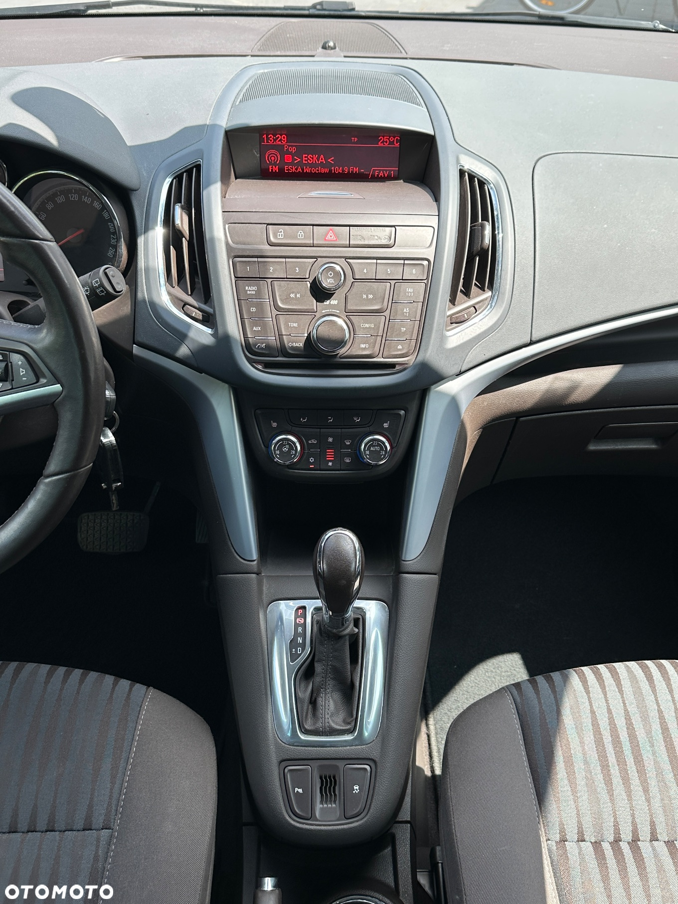 Opel Zafira - 17